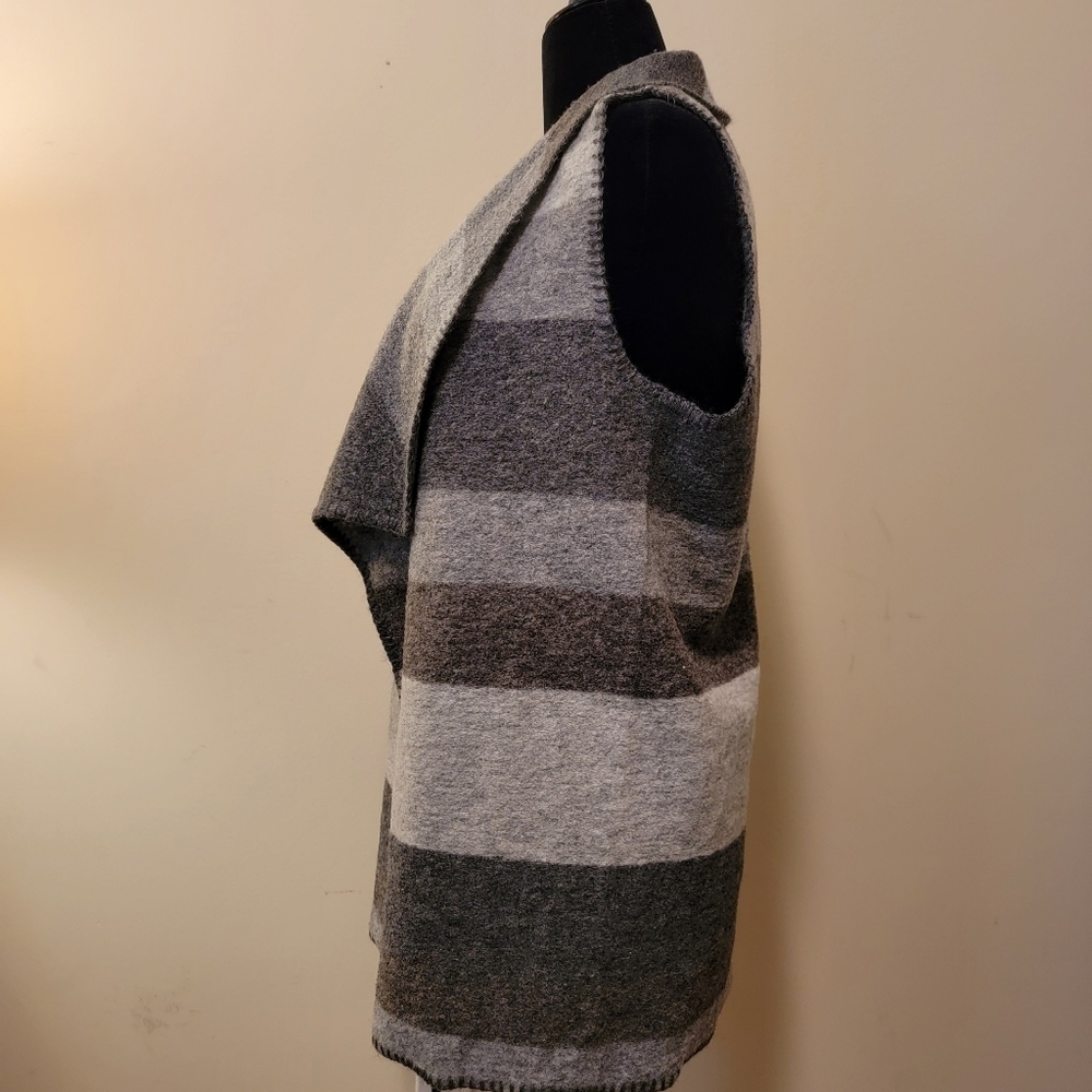 Max Studio Shades of gray Open Wool Blend Vest Size L - Picture 3 of 5
